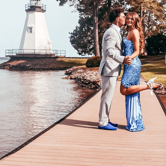 Prom Dress - Picture 7 of 9